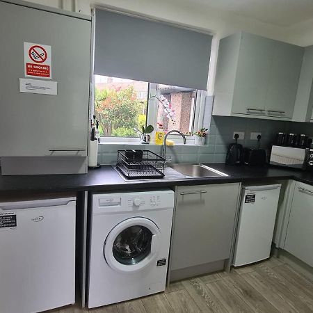 Jewel Of Barking London Villa Esterno foto