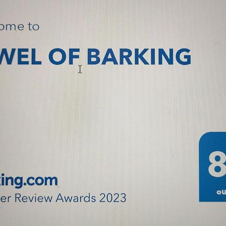 Jewel Of Barking London Villa Esterno foto
