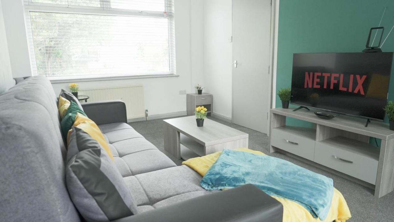 Jewel Of Barking London Villa Esterno foto