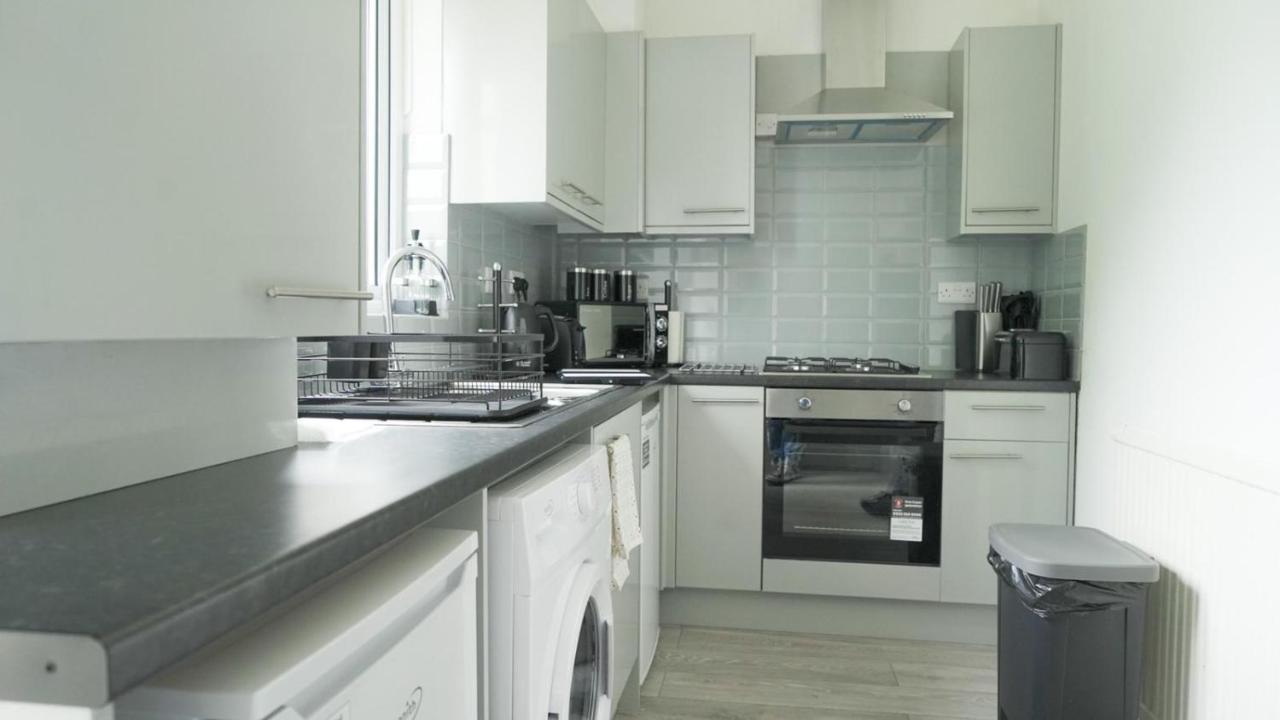 Jewel Of Barking London Villa Esterno foto