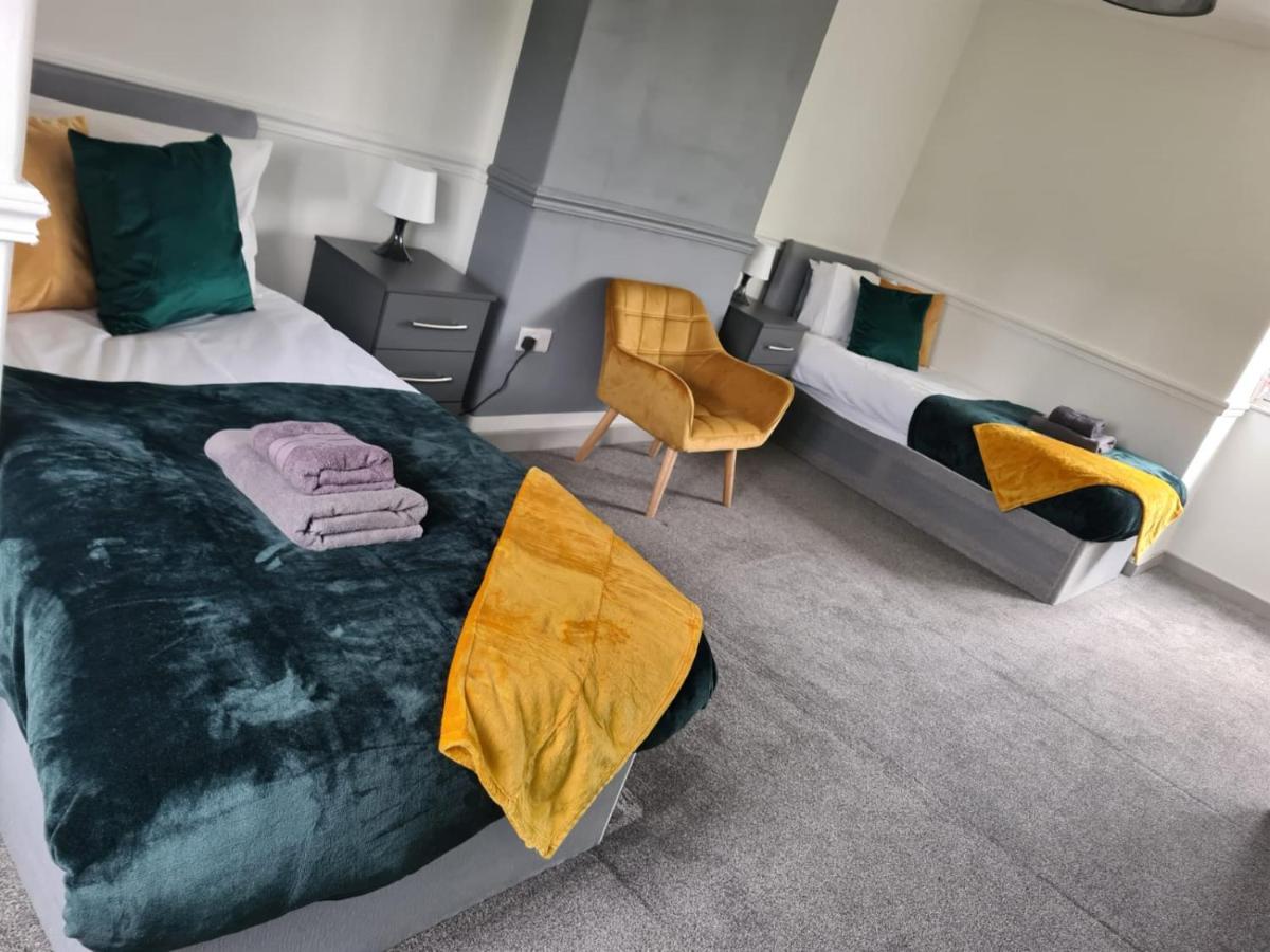 Jewel Of Barking London Villa Esterno foto